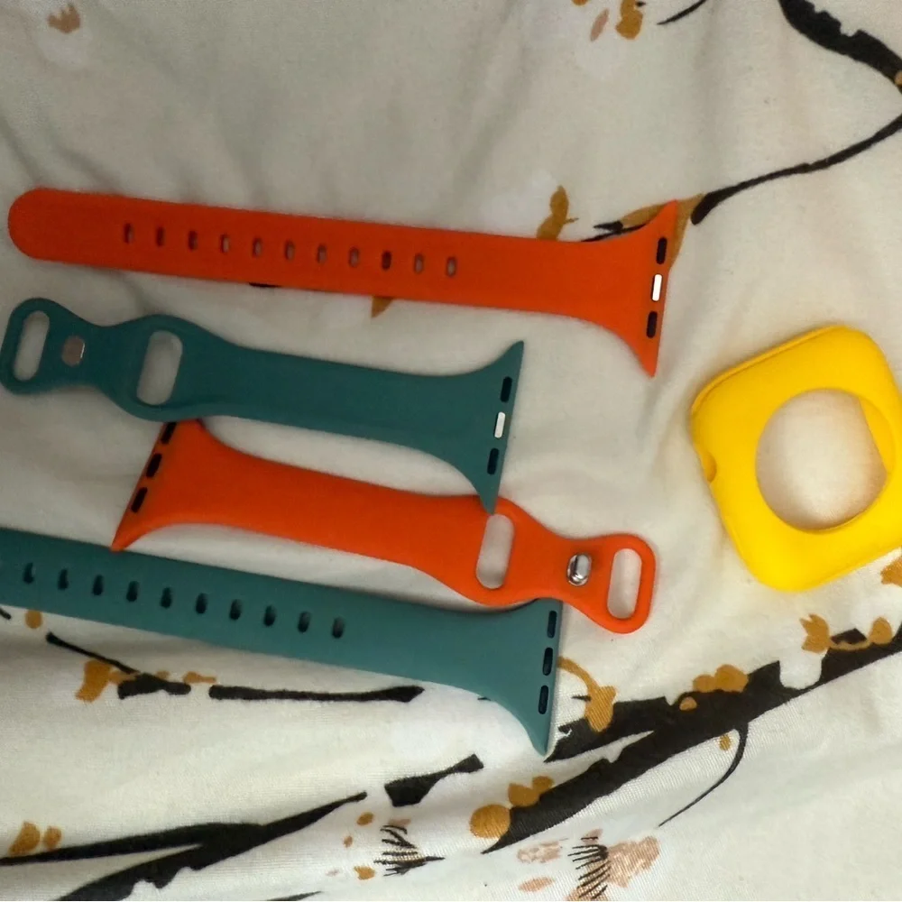 Apple Watch Cover - Silicone case for 45mm with multiple band sets